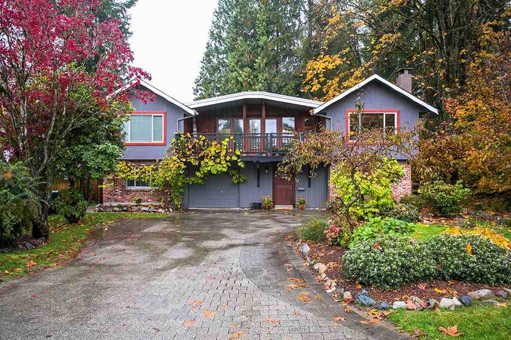 2550 SECHELT DRIVE - Blueridge NV Single Family Residence, 6 Bedrooms (R2415140)