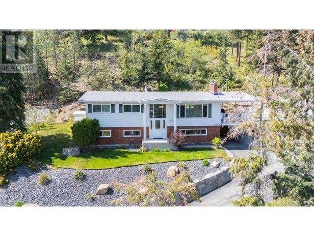 3292 McIver Road - West Kelowna House for Sale, 5 Bedrooms (10346278)