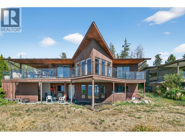 4105 3rd Avenue - Peachland House for Sale, 5 Bedrooms (10360274)
