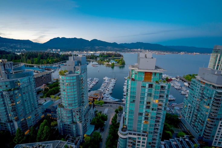 2701-1499 W.Pender St. Vancouver - Coal Harbour Apartment/Condo for sale, 2 Bedrooms (R2643239)