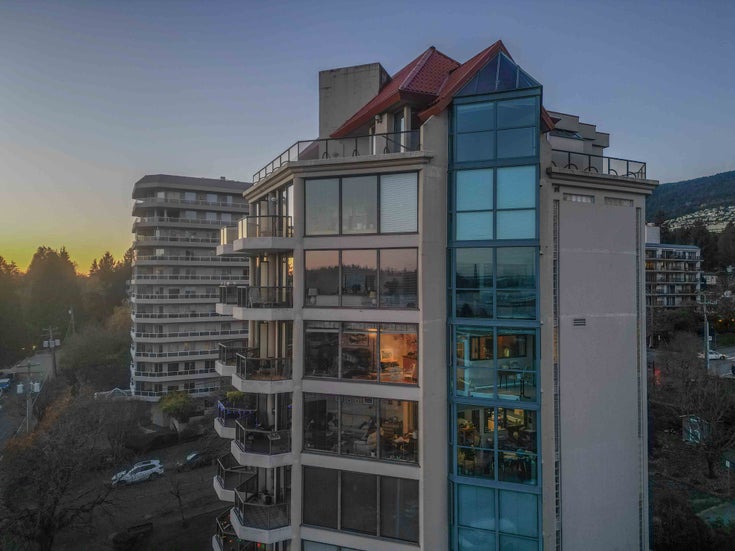 600-1689 Duchess Ave. West Vancouver - Ambleside Apartment/Condo for sale, 3 Bedrooms (R2814072)