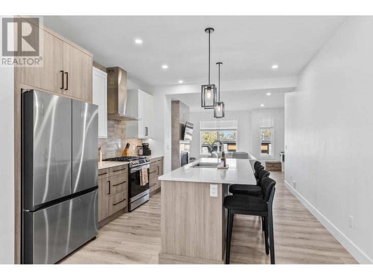 2835 Canyon Crest Drive Unit# 25 - West Kelowna Row / Townhouse for Sale, 3 Bedrooms (10350593)