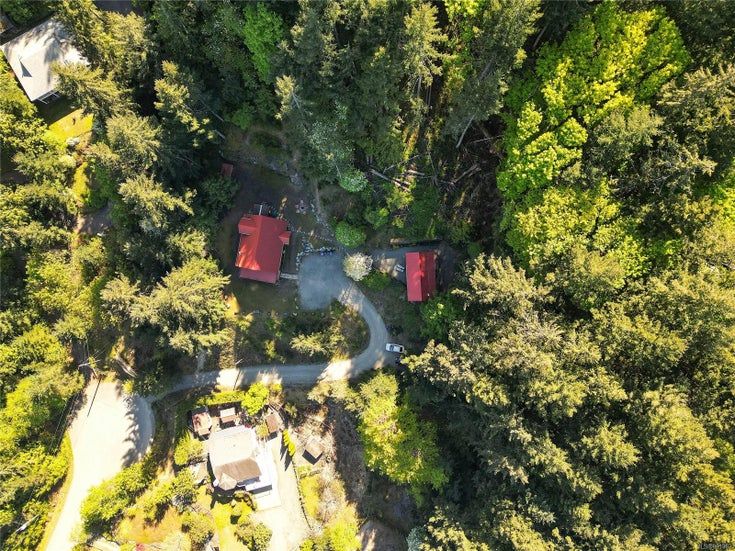 1109 / 1111 PARADISE Close - Du Cowichan Bay Single Family Residence for Sale, 5 Bedrooms (961962)