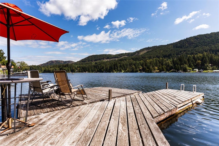 1415 West Shawnigan Lake Rd - ML Shawnigan Single Family Residence for Sale, 5 Bedrooms (1000655)