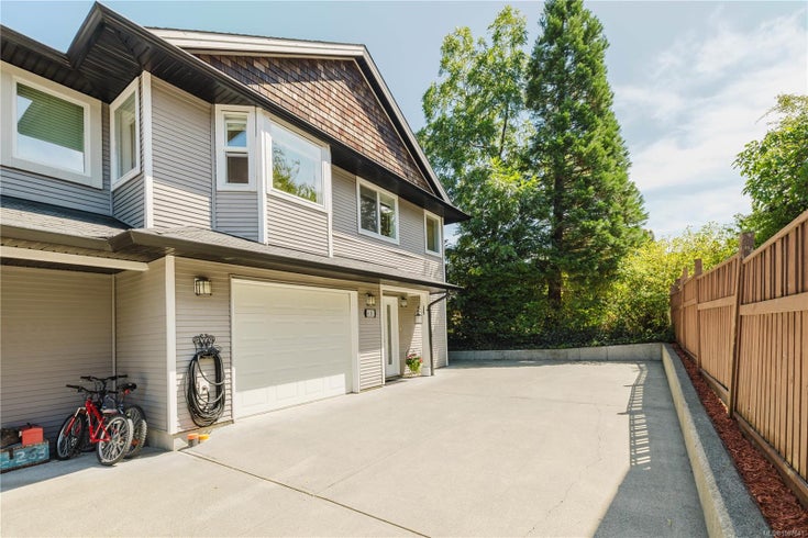 6181 Drombeg Pl - Du West Duncan Half Duplex for Sale, 4 Bedrooms (1007641)