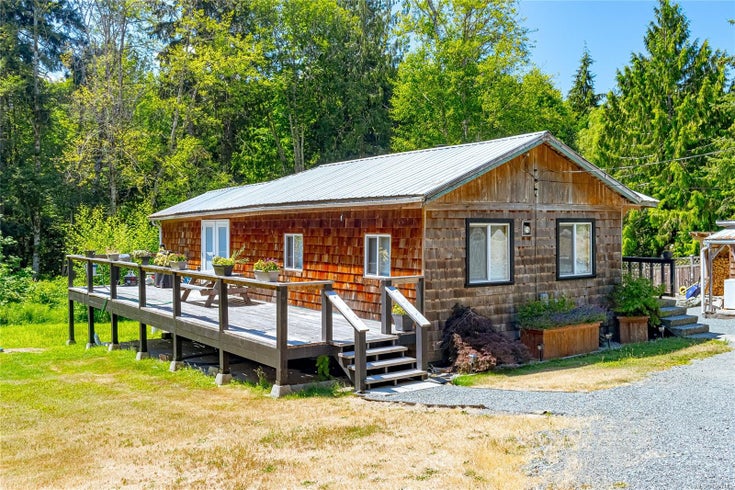 7420 Cowichan Lake Rd - Du Lake Cowichan Single Family Residence for Sale, 2 Bedrooms (1008142)