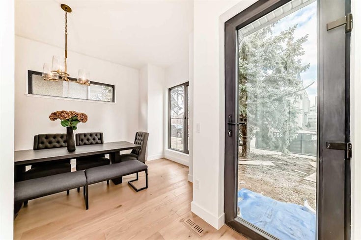 B, 2135 53 Avenue SW - North Glenmore Park Detached for Sale, 5 Bedrooms (A2214649)
