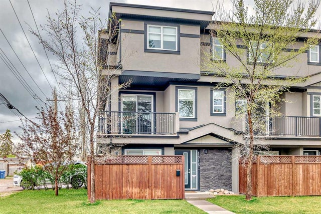 1816 47 Street NW - Montgomery Row/Townhouse for Sale, 3 Bedrooms (A2220722)
