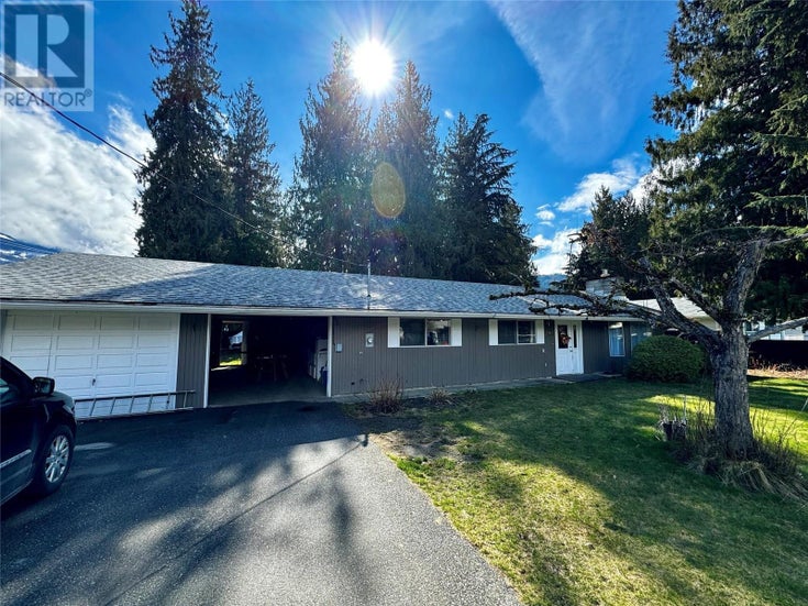 709 Spruce Street - Sicamous House for Sale, 3 Bedrooms (10341618)