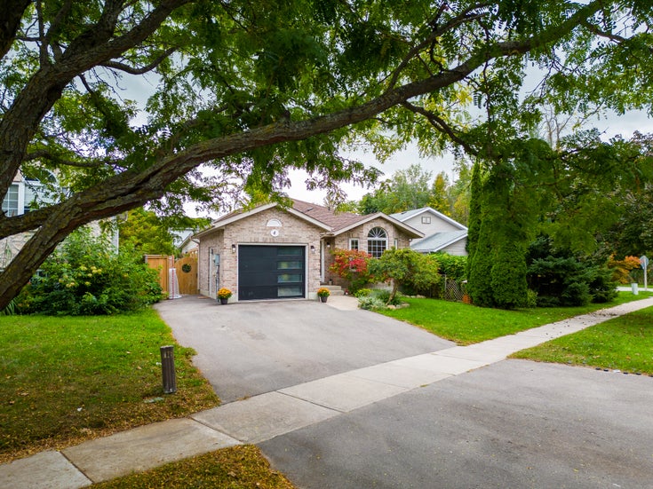 4 Dillon Drive, Collingwood - Collingwood Single Family, 4 Bedrooms (S11912861)