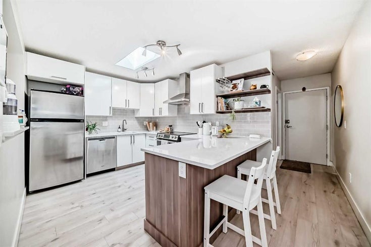 403, 2114 17 Street SW - Bankview Apartment for Sale, 2 Bedrooms (A2254051)