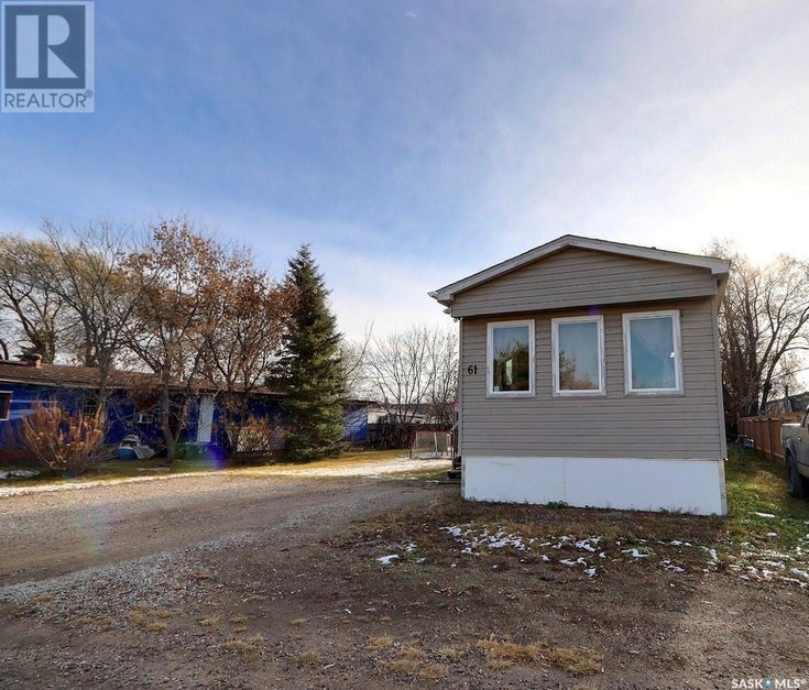 61 Eastview Trailer COURT - Prince Albert Mobile Home for Sale, 3 Bedrooms (SK988358)