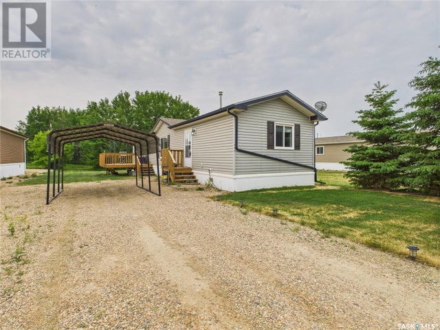 805 2nd AVENUE E - Shellbrook Mobile Home for Sale, 3 Bedrooms (SK000627)
