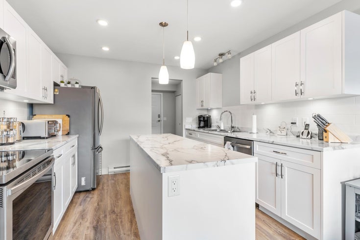 14 32821 6TH AVENUE - Mission BC Townhouse, 2 Bedrooms (R2850697)