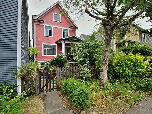 812 E Pender Street - Strathcona House/Single Family, 6 Bedrooms (V1134022)