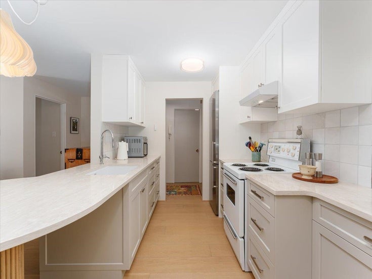 108 - 3787 W 4th Avenue - Point Grey Apartment/Condo for Sale, 1 Bedroom (R3047200)