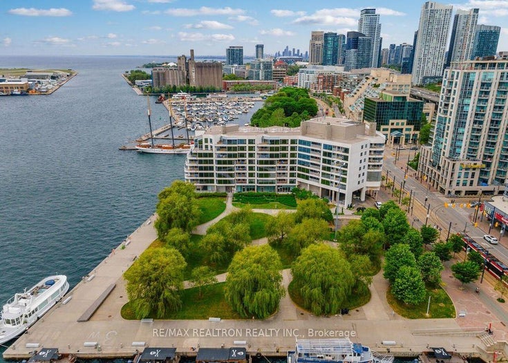 403 - 401 Queens Quay W - Waterfront Communities C1 Condo Apartment for Sale, 1 + 1 Bedrooms (C12063992)