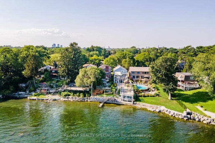 327A Lake Promenade - Long Branch Detached for Sale, 4 Bedrooms (W12150030)