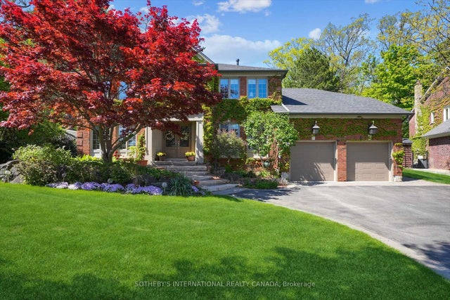 1662 Roundleaf Court - Tyandaga Detached for Sale, 4 + 1 Bedrooms (W12163110)