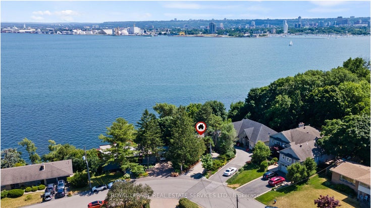 868 Danforth Place - Bayview Detached for Sale, 4 + 1 Bedrooms (W12331538)
