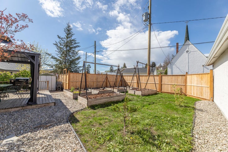 631 Earle Crescent - Oliver Single Family, 3 Bedrooms (10310184)
