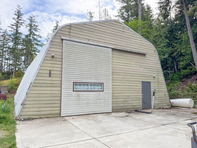 Hotel Lake Rd - Pender Harbour Egmont Manufactured On Land for Rent, 3 Bedrooms (HotelLakeRd)