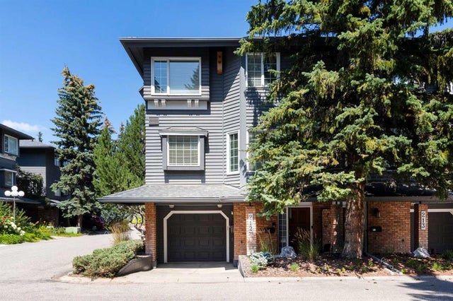 212, 4037 42 Street NW - Varsity Row/Townhouse for Sale, 2 Bedrooms (A2240141)