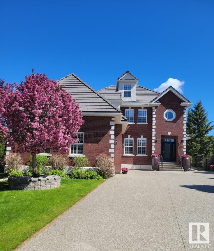 10 KARLYLE CO - Kingswood Detached Single Family for Sale, 3 Bedrooms (E4430965)