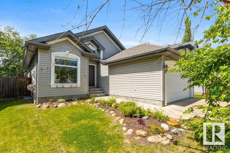 17 EVERWOOD CL - Erin Ridge Detached Single Family for Sale, 4 Bedrooms (E4446899)