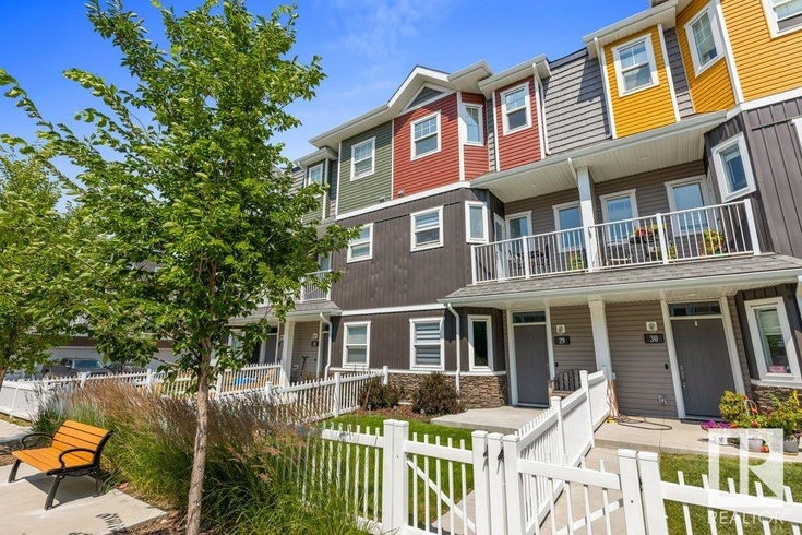 #29 150 EVERITT DR N - Erin Ridge North Townhouse for Sale, 4 Bedrooms (E4450863)