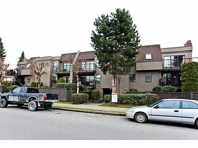 304 288 E 14th Avenue - Mount Pleasant VE Apartment/Condo, 2 Bedrooms (V1025536)