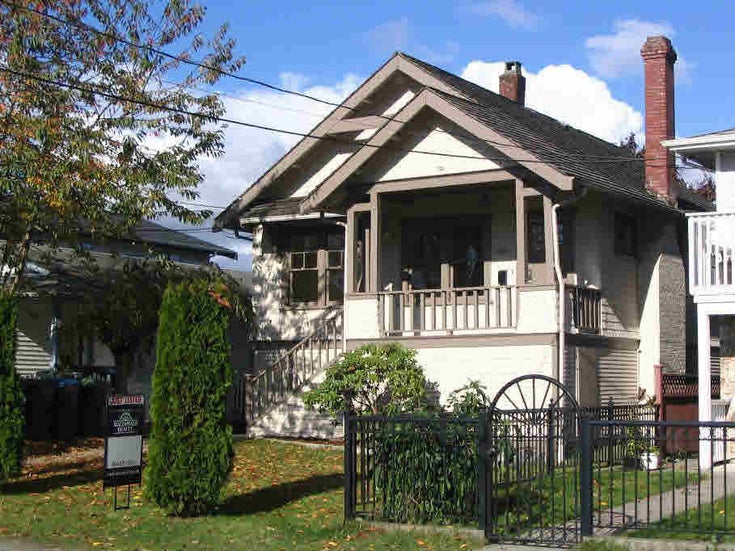 2223 Central Avenue - Central Pt Coquitlam House/Single Family, 4 Bedrooms (V675443)