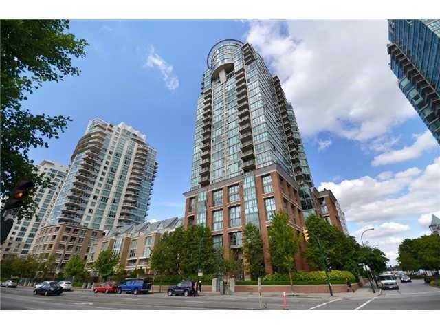 405 1088 Quebec Street - Downtown VE Apartment/Condo, 2 Bedrooms (R2055797)