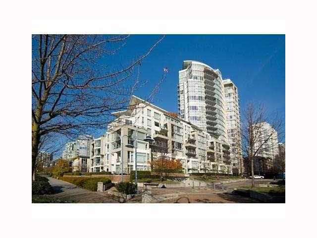 1202 1383 Marinaside Crescent - Yaletown Apartment/Condo, 3 Bedrooms (V814667)