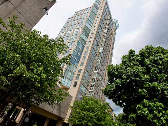 702 1000 Beach Avenue - Yaletown Apartment/Condo, 2 Bedrooms (V963541)