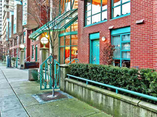 937 Homer Street - Yaletown Townhouse, 3 Bedrooms (V866402)