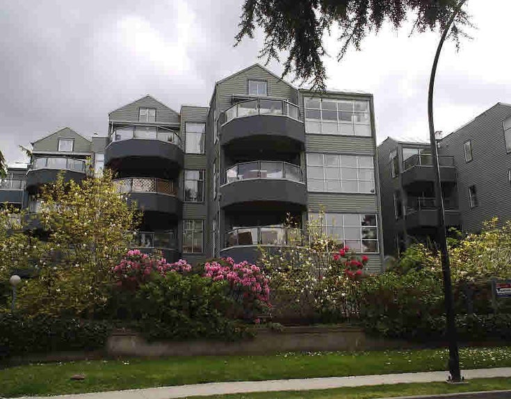 307 2250 W 3rd Avenue - Kitsilano Apartment/Condo, 1 Bedroom (V656956)