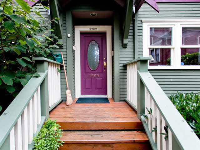 1909 W 13th Avenue - Kitsilano 1/2 Duplex, 3 Bedrooms (V917057)