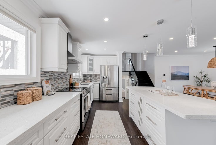 3237 Havenwood Drive - Applewood Detached, 4 + 2 Bedrooms (W12269360)