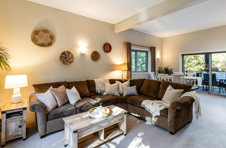 9167 Emerald Drive - Emerald Estates Single Family Residence for Sale, 3 Bedrooms (R3027379)