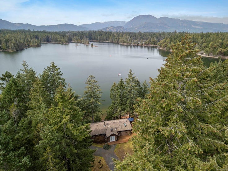 1120 Spider Lake Rd - PQ Qualicum North Single Family Residence for Sale, 1 Bedroom (993753)
