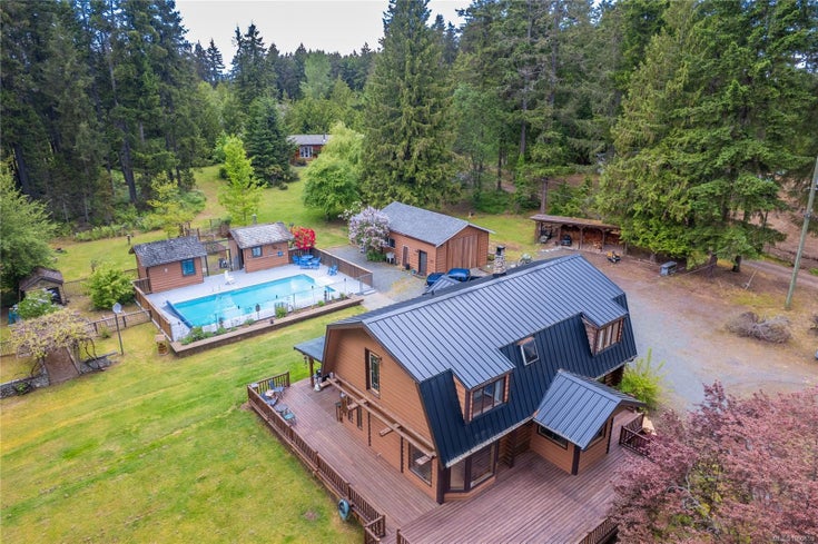 2135 Sun King Rd - PQ Errington/Coombs/Hilliers Single Family Residence for Sale, 6 Bedrooms (1000659)
