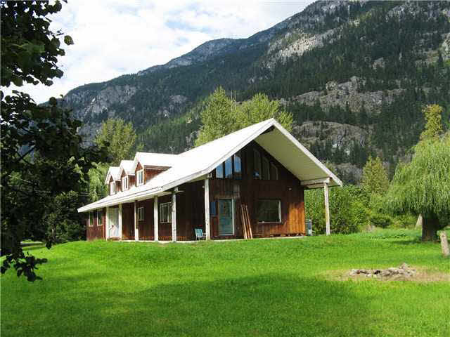 Lot 5 Pemberton Meadows Road - Pemberton Meadows House with Acreage(V1022917)