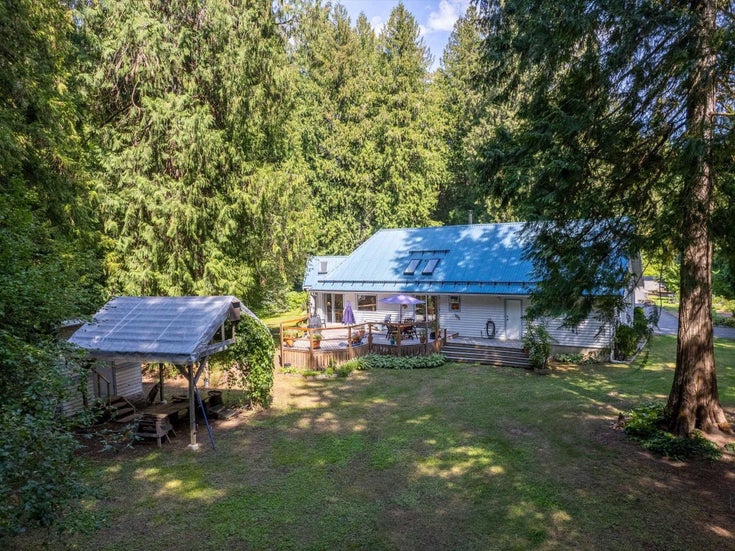 1712 HIGHWAY 99 - Pemberton House with Acreage, 3 Bedrooms (R2831318)