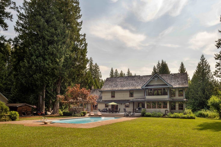 1714 HIGHWAY 99 - Pemberton Single Family Residence, 4 Bedrooms (R2908701)