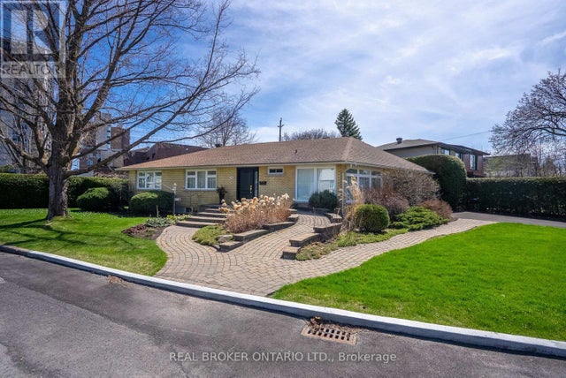 712 GOLDEN AVENUE - Ottawa House for Sale, 3 Bedrooms (X12114731)