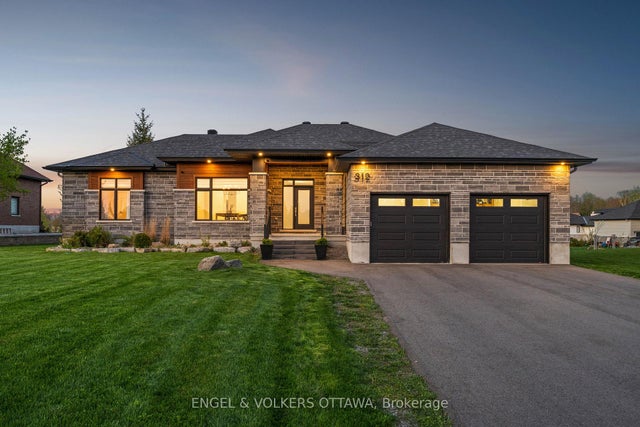 312 Shoreway Drive. Drive - 1601 - Greely Detached for Sale, 3 Bedrooms (X12164550)