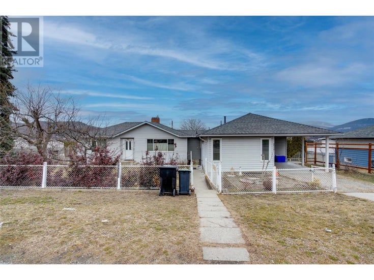 3411 18 Avenue Unit# A&B - Vernon Duplex for Sale, 5 Bedrooms (10338028)