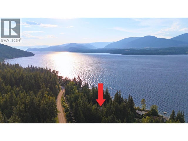 4265 Eagle Bay Road - Eagle Bay House for Sale, 4 Bedrooms (10339288)