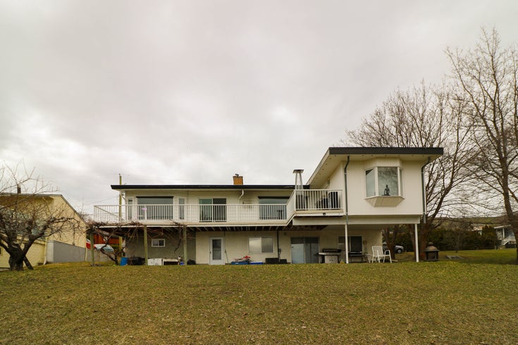 8501 Lakeview Drive, Coldsteam BC  V1B 1W6 - Vernon House for Rent, 2 Bedrooms 
